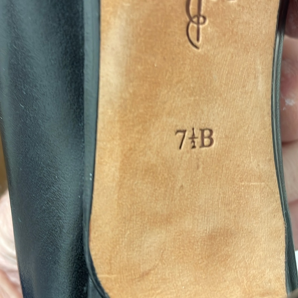 Cole Haan - Picture 9 of 9